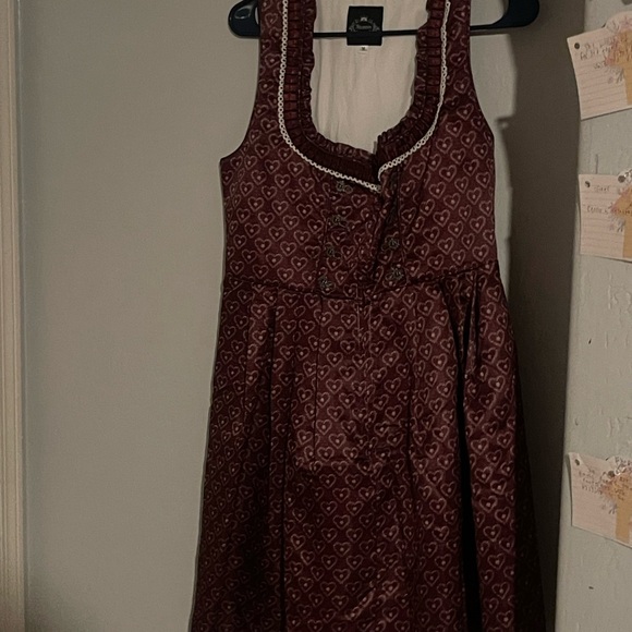 Chic Brown Heart Print Dress - Picture 1 of 4